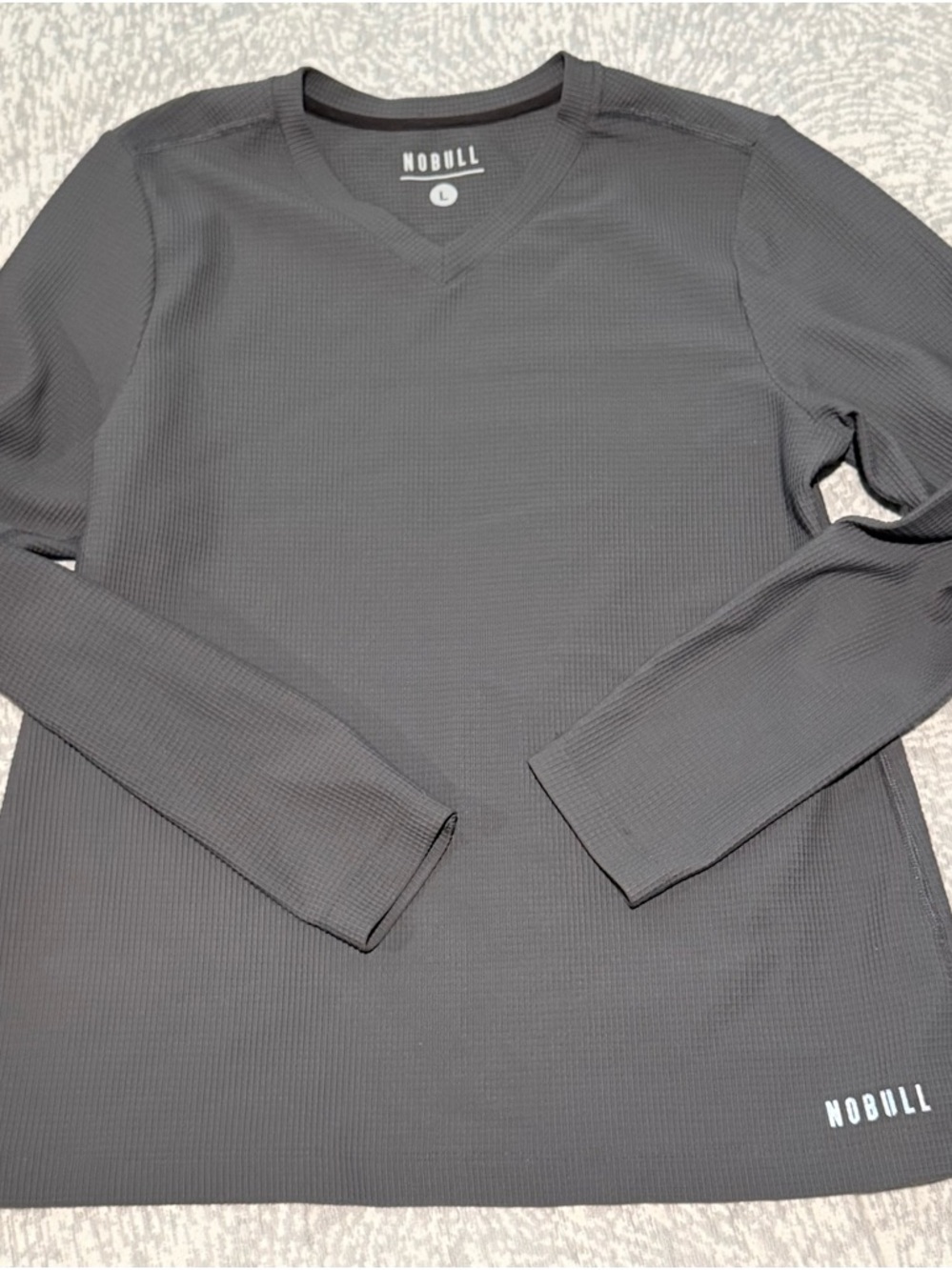 NOBULL /// Men's V-Neck Thermal Waffle Long Sleeve Top - Charcoal Gray - Large - Picture 3 of 6
